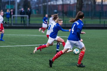 Bild 162 - wBJ Hamburger SV - Holstein Kiel : Ergebnis: 3:2